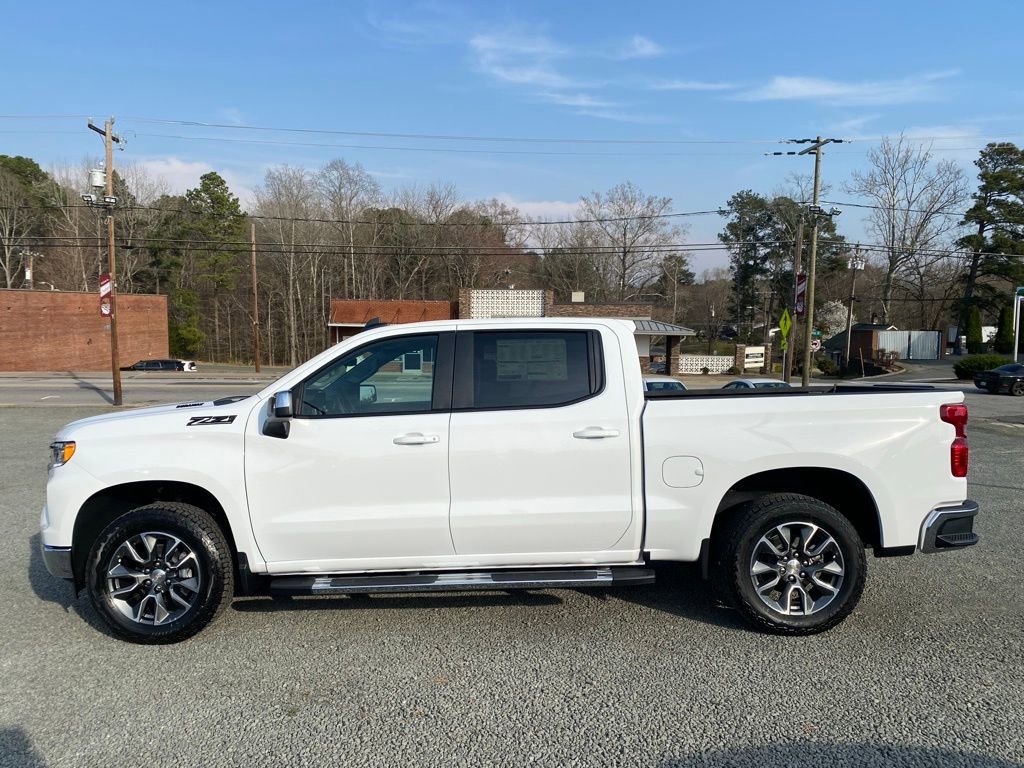 2025 Chevrolet Silverado 1500 LT - Photo 6
