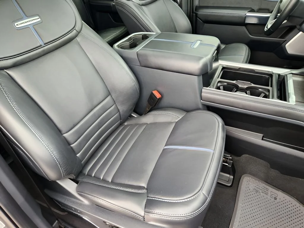 Used 2025 Gray Ford Platinum image 15