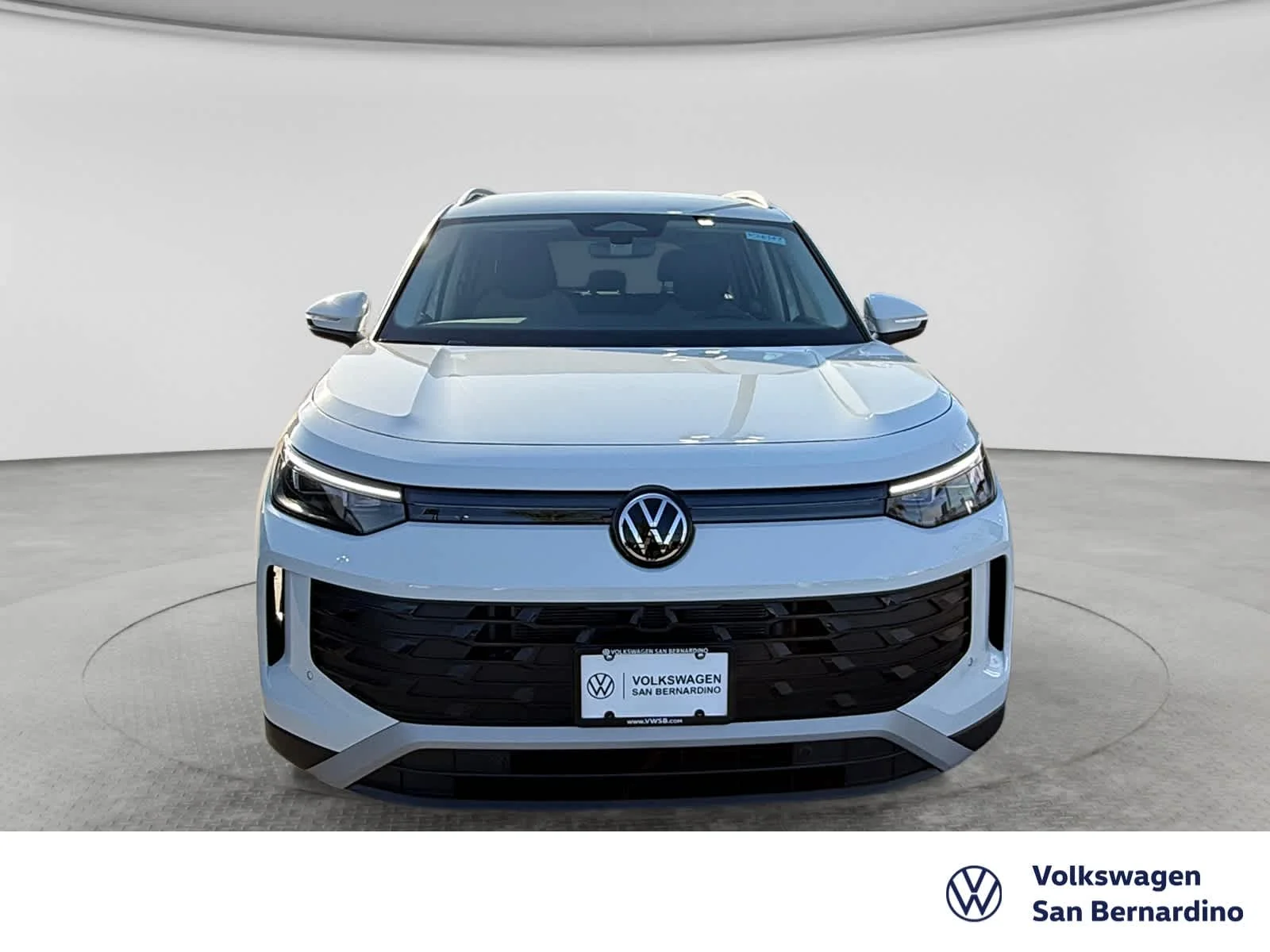 New 2026 PURE WHITE Volkswagen S image 2
