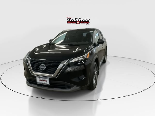Used 2023 Black Nissan S image 3