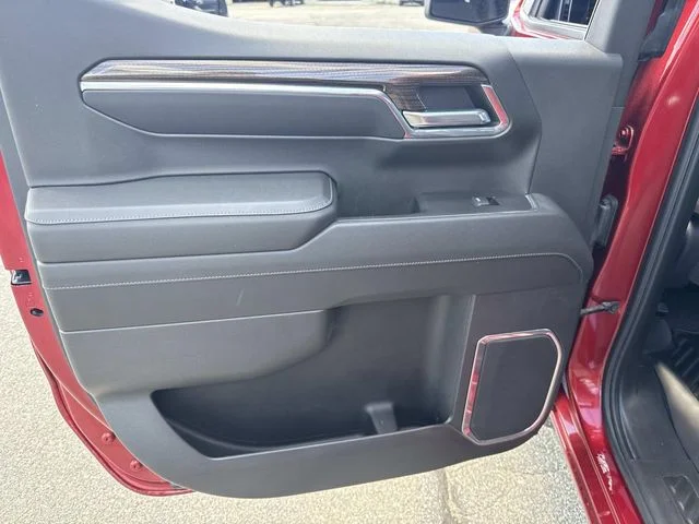 Used 2023 Red Chevrolet RST image 17