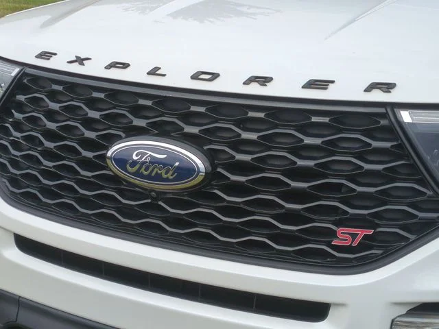 Used 2023 White Ford ST image 36
