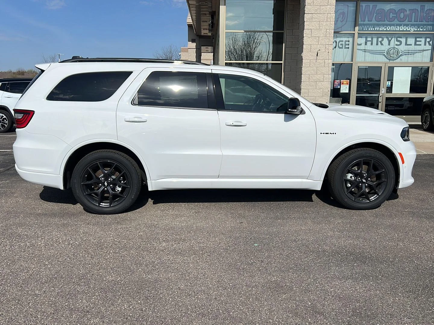 New 2026 White Knuckle Clear-Coat Exterior Paint Dodge GT Plus HEMI V8 image 8