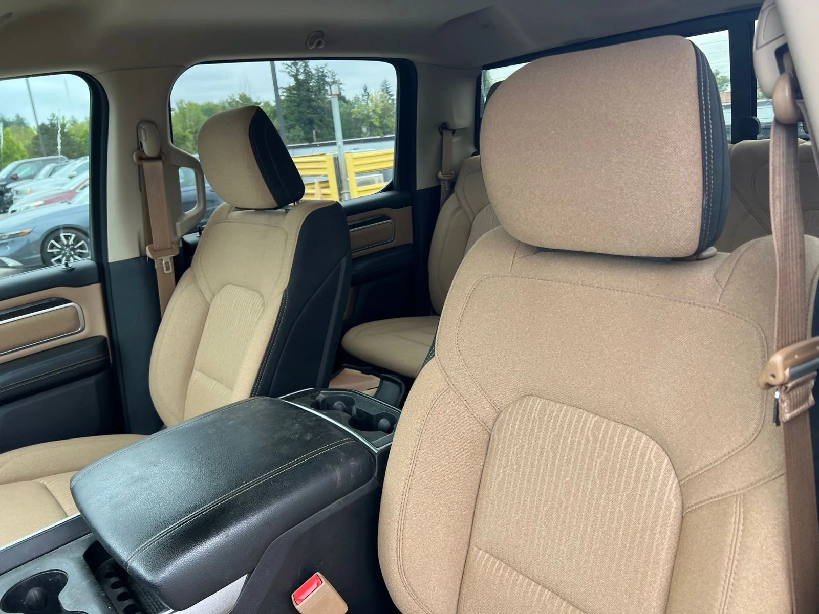 Used 2019 Diamond Black Ram Big Horn/Lone Star image 9