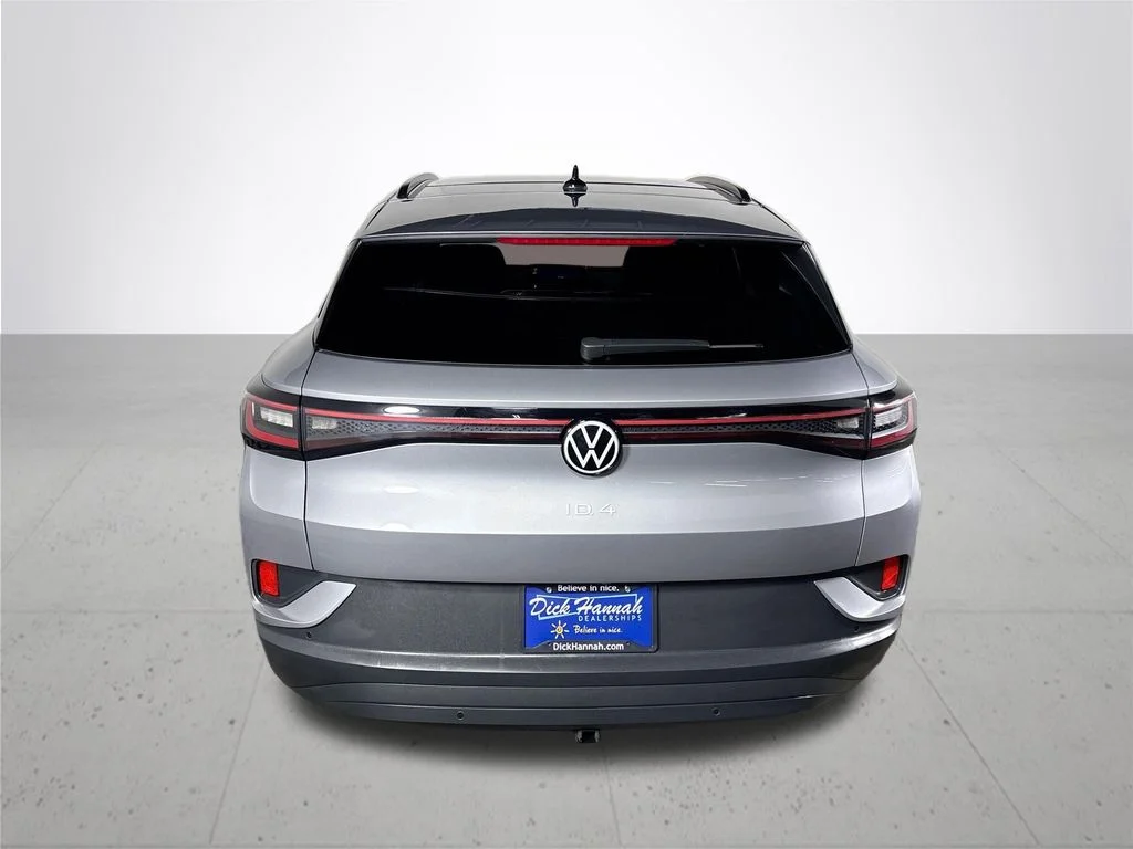 Certified Used 2023 Silver Volkswagen Pro S image 8
