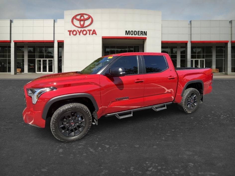 Used 2025 Supersonic Red Toyota SR5 image 6