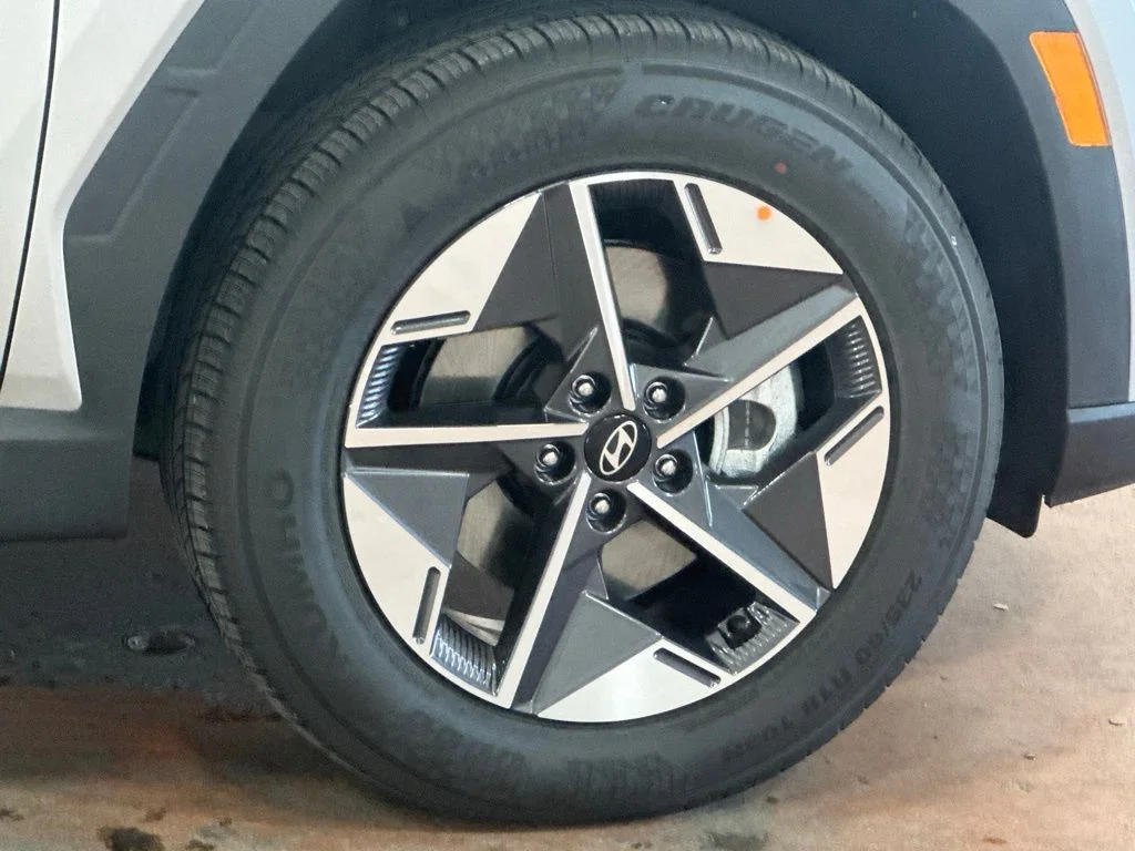 New 2026 Shimmering Silver Hyundai SEL Plus image 9