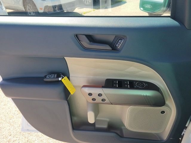 New 2026 Oxford White Ford Lariat® image 15