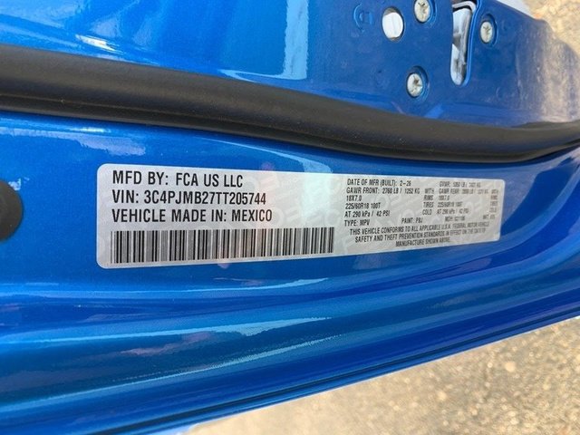 New 2026 Hydro Blue Pearl-Coat Exterior Paint Jeep Laredo image 19