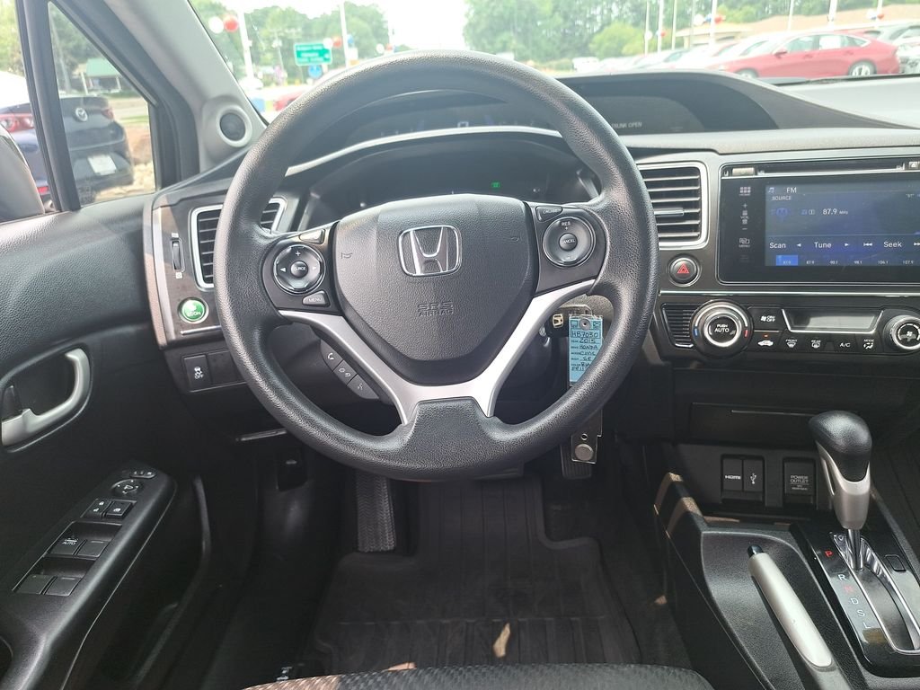 Used 2015 Black Honda SE image 20