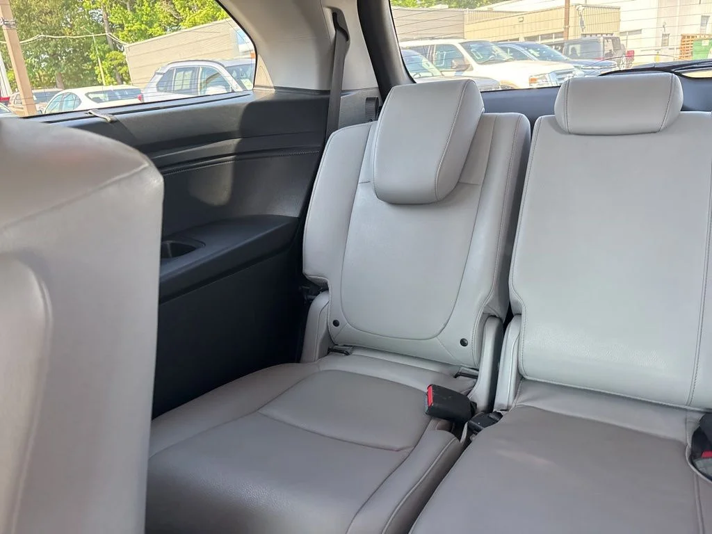 Used 2023 Gray Honda Touring image 28