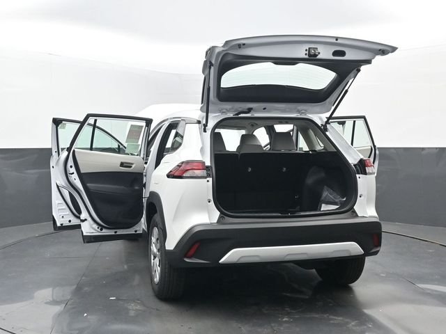 New 2026 Wind Chill Pearl Toyota L image 33