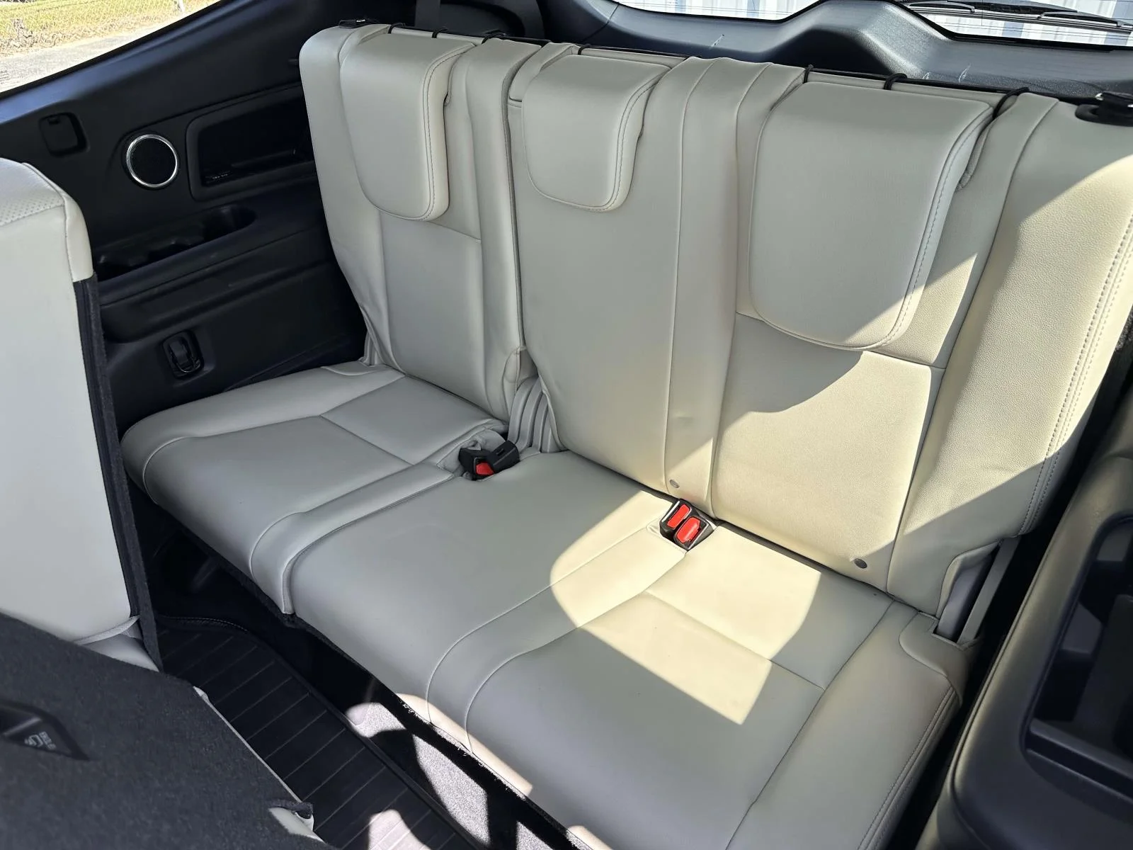 Used 2020 Abyss Blue Pearl Subaru Limited image 14