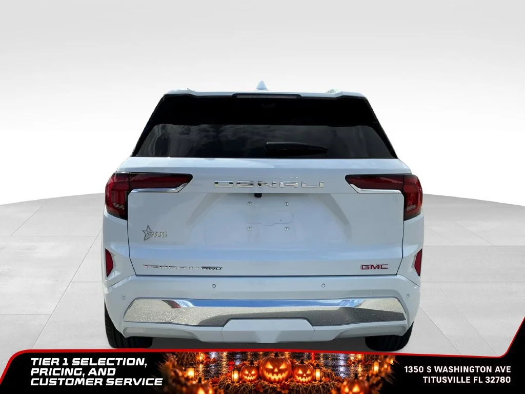 New 2026 Glacier White Tricoat GMC Denali image 5