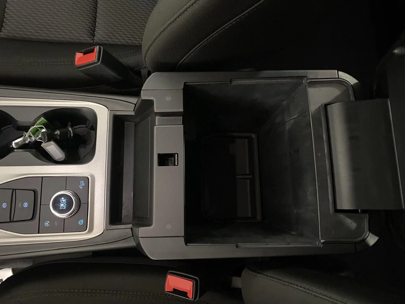 Used 2024 Carbonized Gray Ford XLT image 17