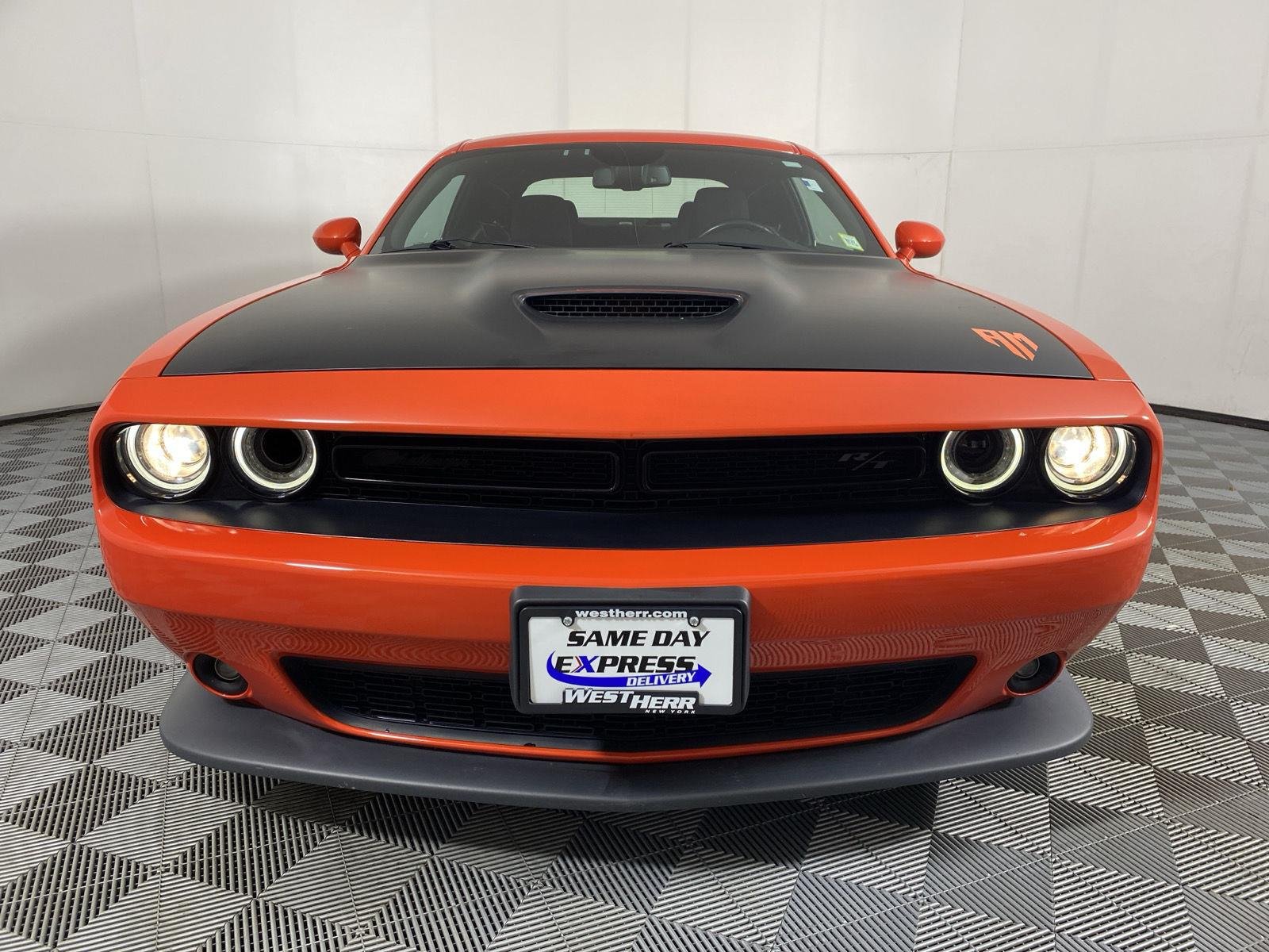 Used 2021 Go Mango Dodge R/T image 8