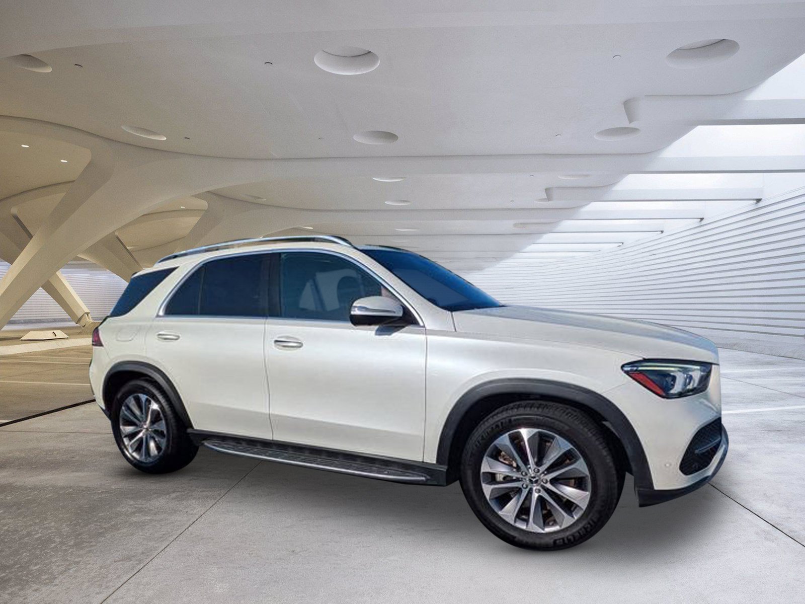 Used 2022 Polar White Mercedes-Benz GLE 450 image 1