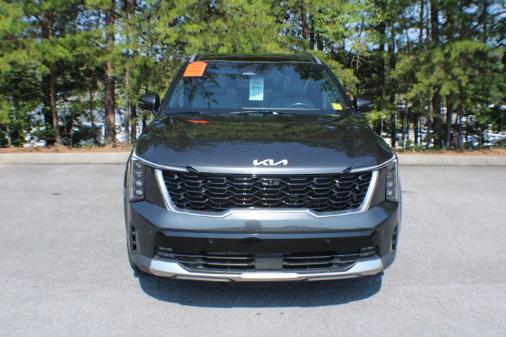 Used 2025 Interstellar Gray Kia SX Prestige image 18