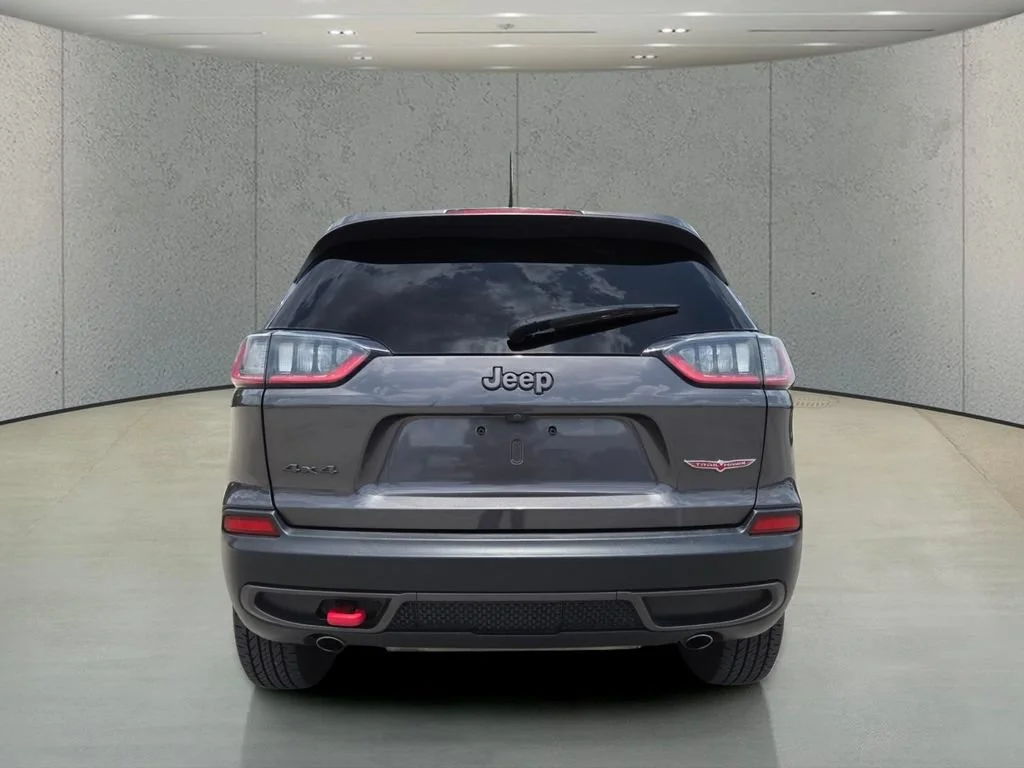 Used 2022 Granite Crystal Metallic Clearcoat Jeep Trailhawk image 6