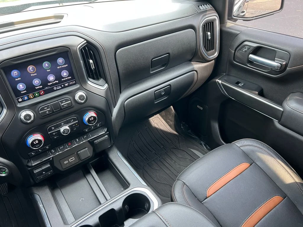Used 2021 Black GMC AT4 image 36