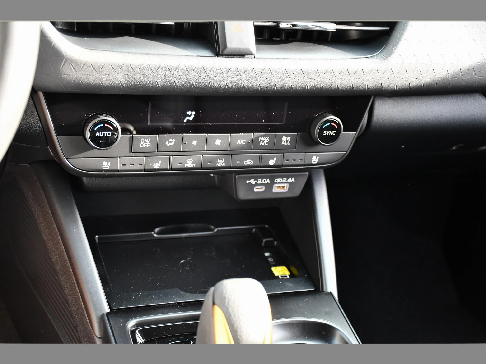 New 2026 CRYSTAL WHITE PEARL Subaru Wilderness image 36