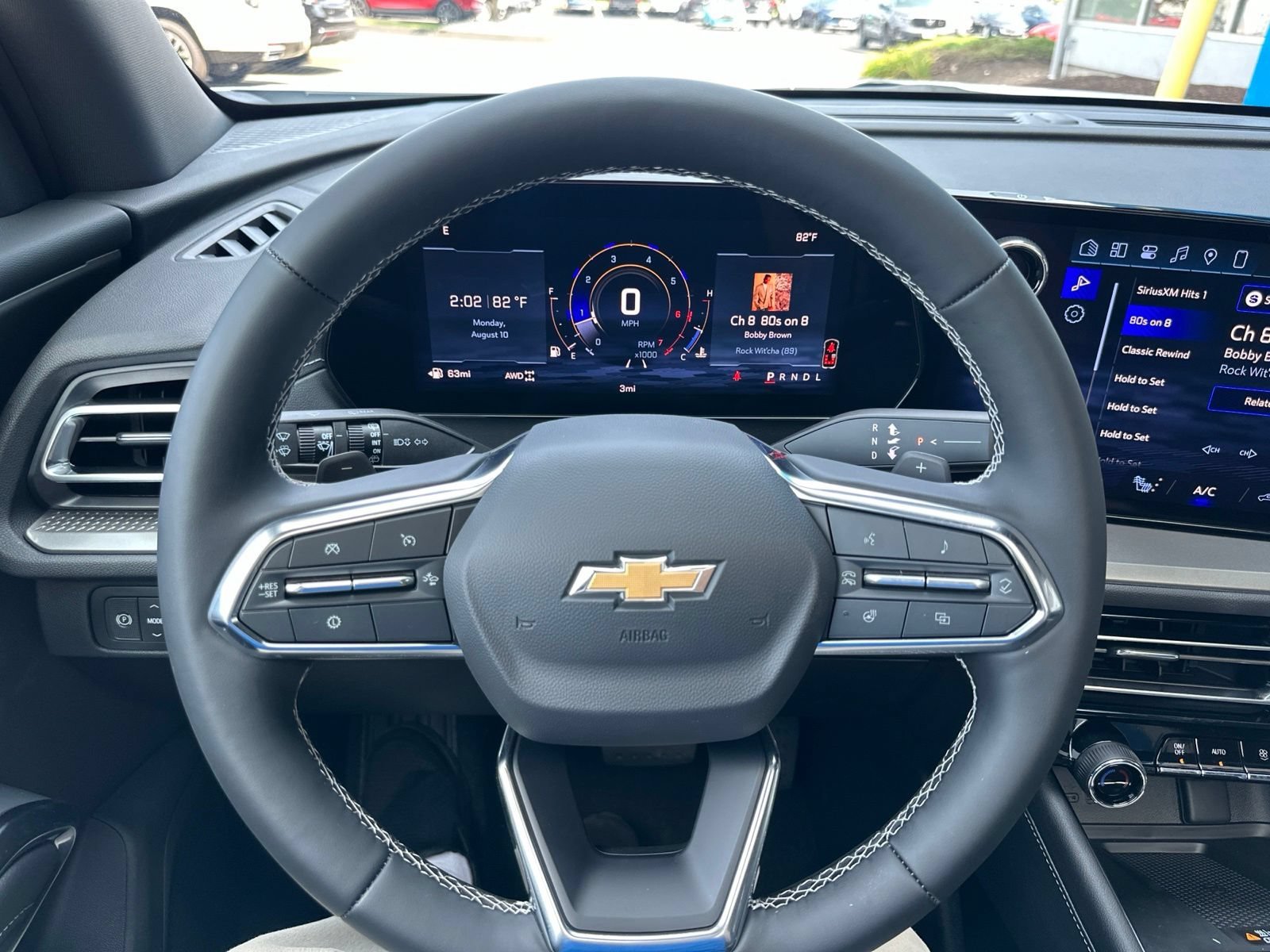 New 2027 Polar White Tricoat Chevrolet LT with Sun and Wheel Package - Exotex Seating image 31