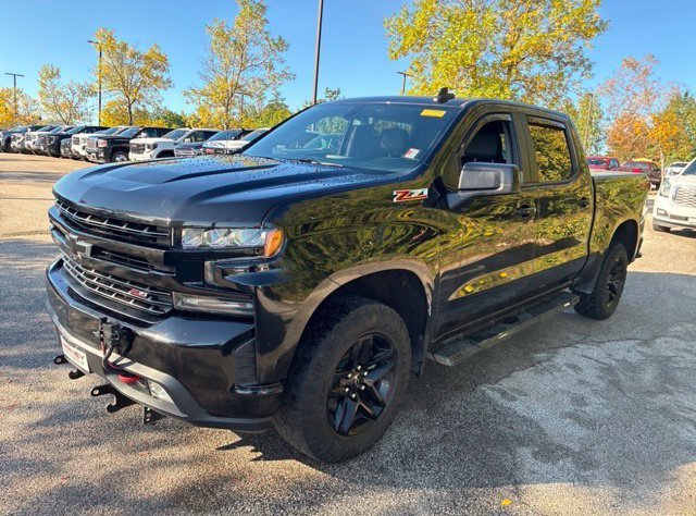 Used 2020 BLACK Chevrolet LT Trail Boss image 1