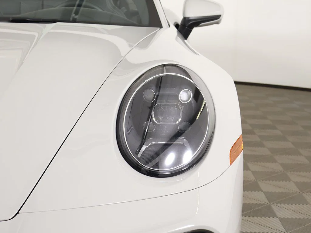 Used 2023 Chalk Porsche Turbo image 16