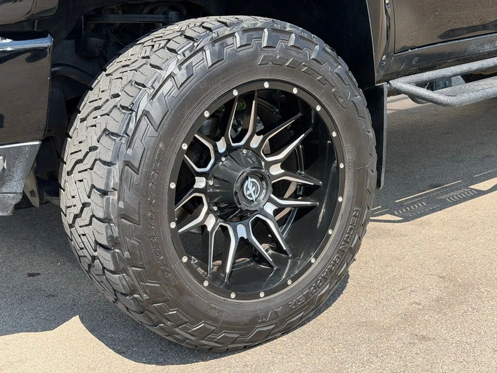 Used 2020 Black Chevrolet High Country image 24