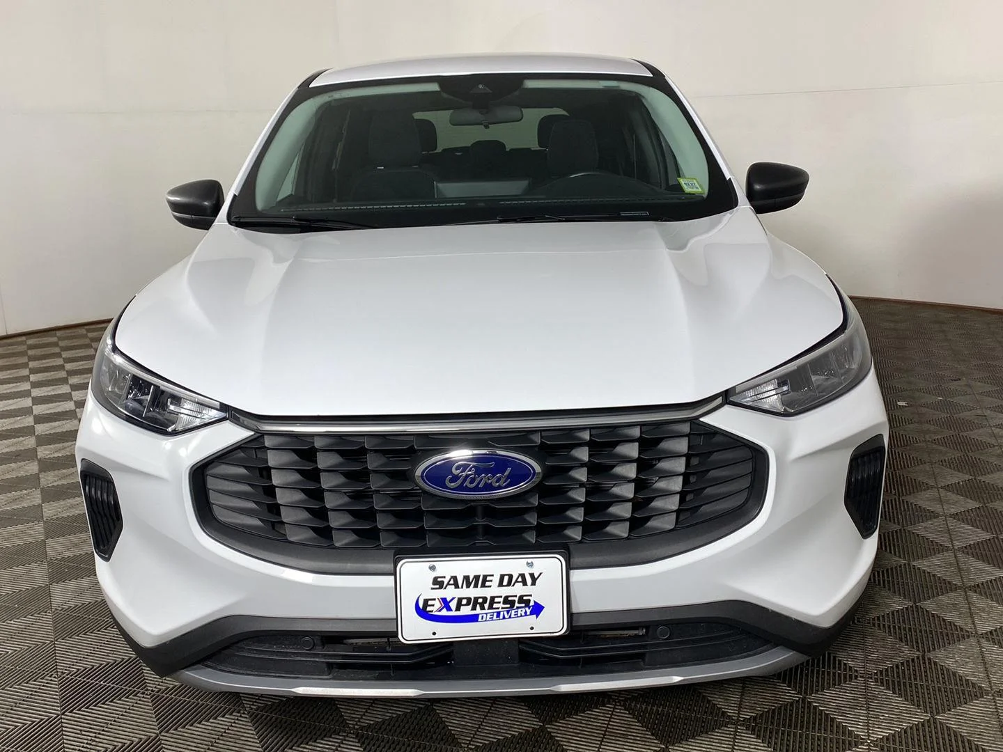 Used 2023 Oxford White Ford Active image 25