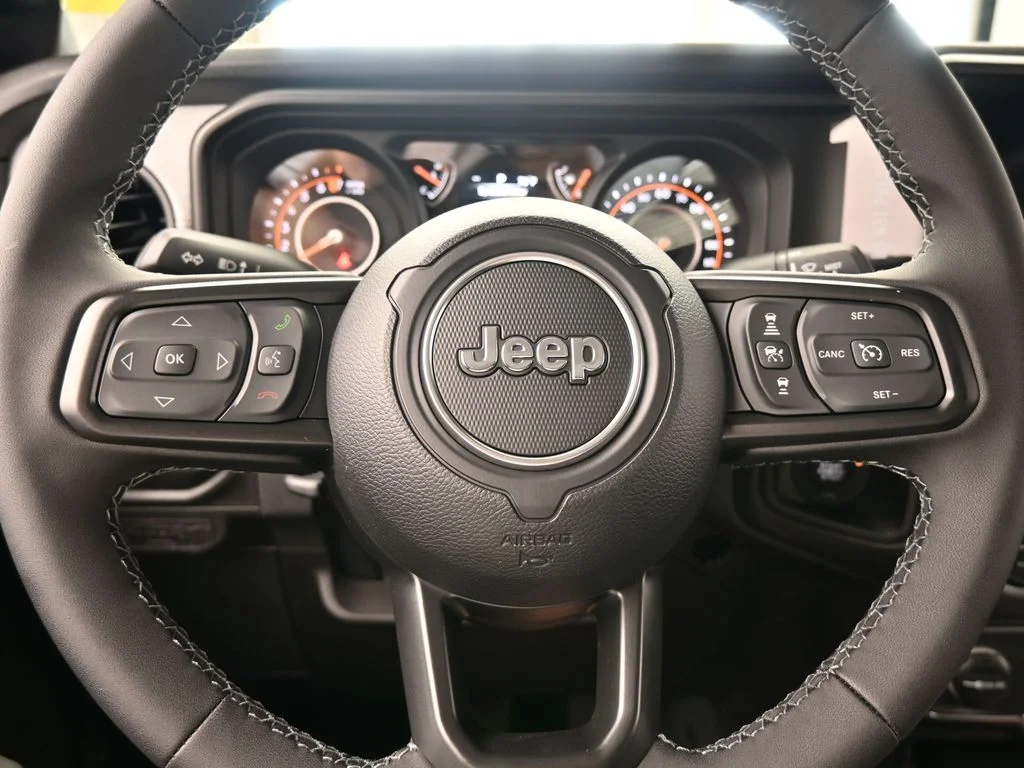 New 2026 Black Clear-Coat Exterior Paint Jeep Sport S image 23