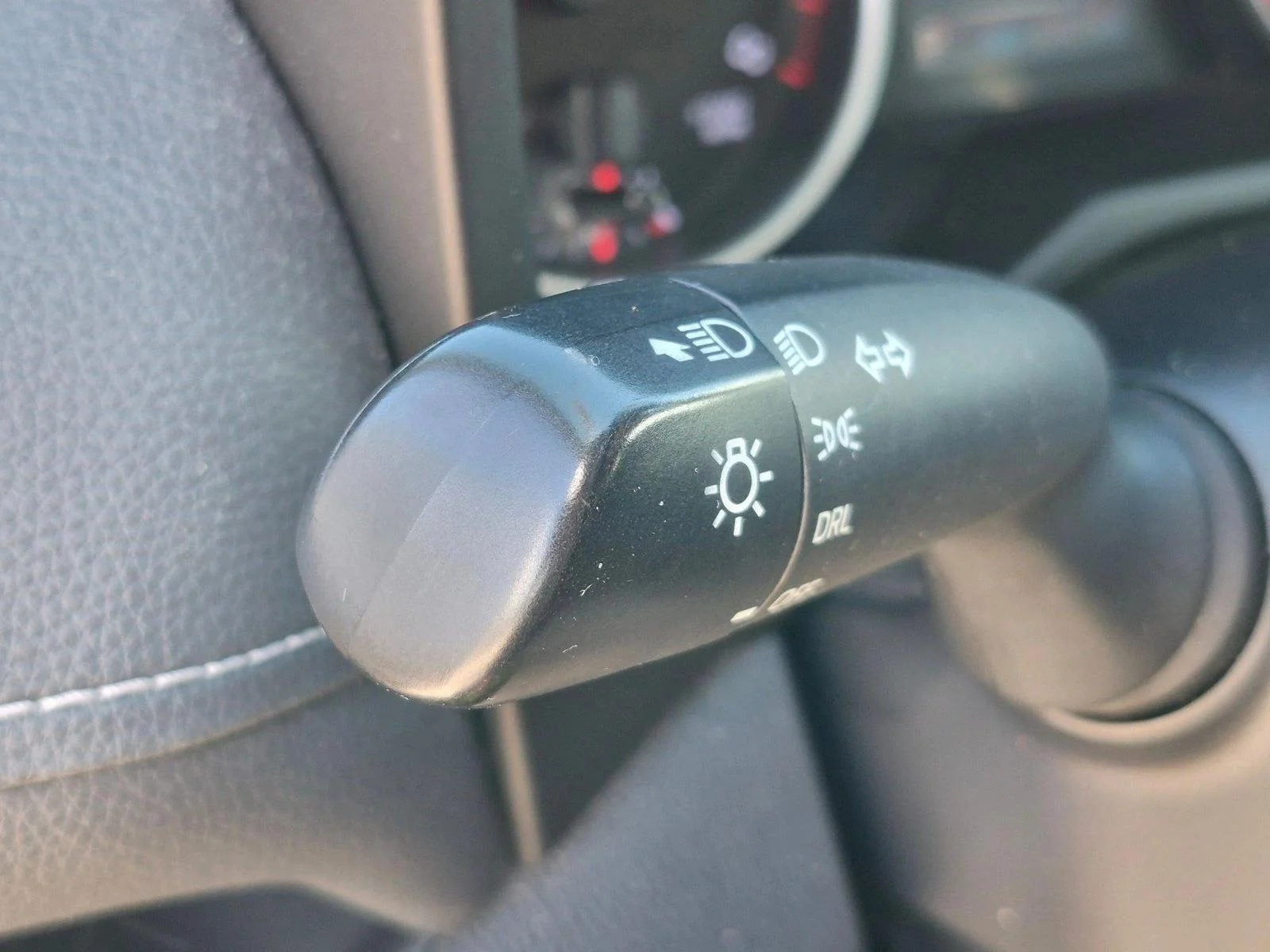 Used 2019 Magnetic Gray Metallic Toyota LE image 12