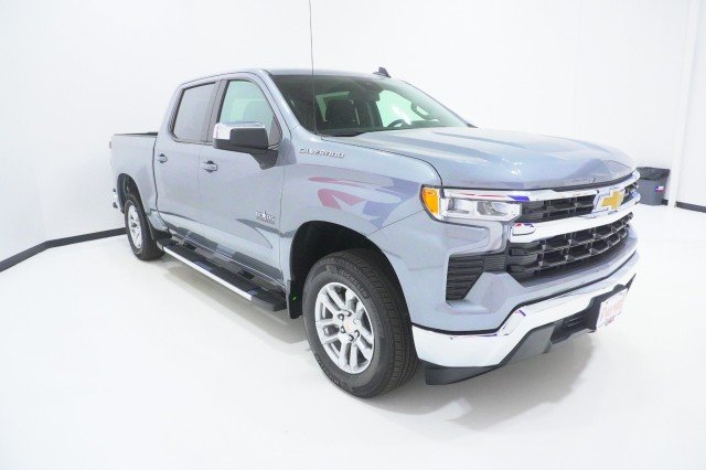 2026 Chevrolet Silverado 1500 LT - Photo 3