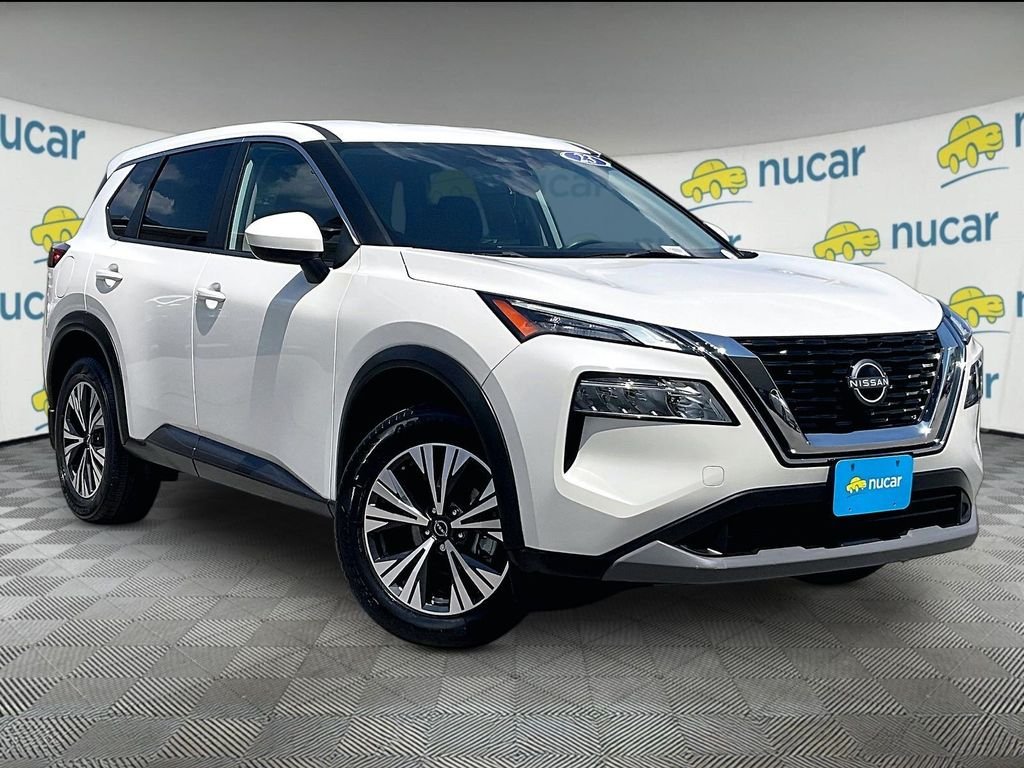 Used 2023 White Nissan SV image 1