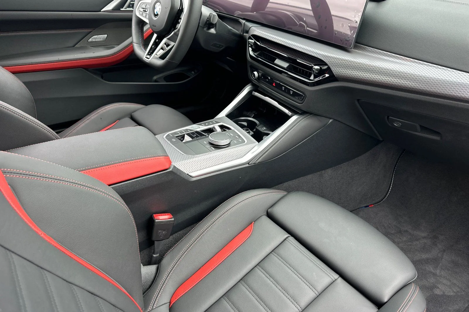 2026 BMW 4 Series M440i - Photo 12