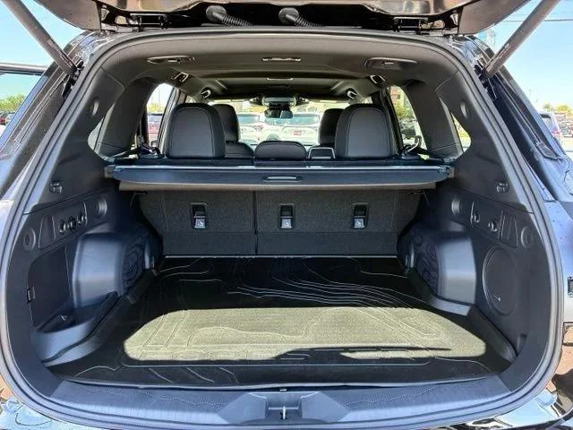 New 2026 CRYSTAL BLACK SILICA Subaru Sport Hybrid image 7