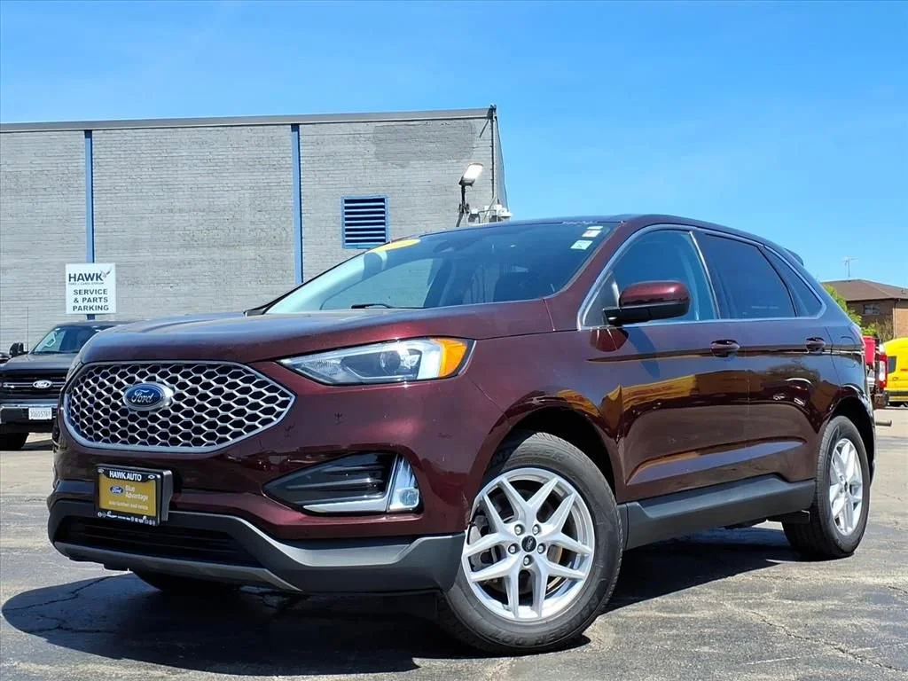 Certified Used 2024 Burgundy Ford SEL image 3