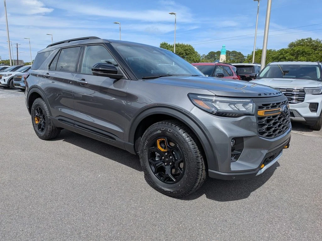 2026 Ford Explorer Tremor 4WD's photo