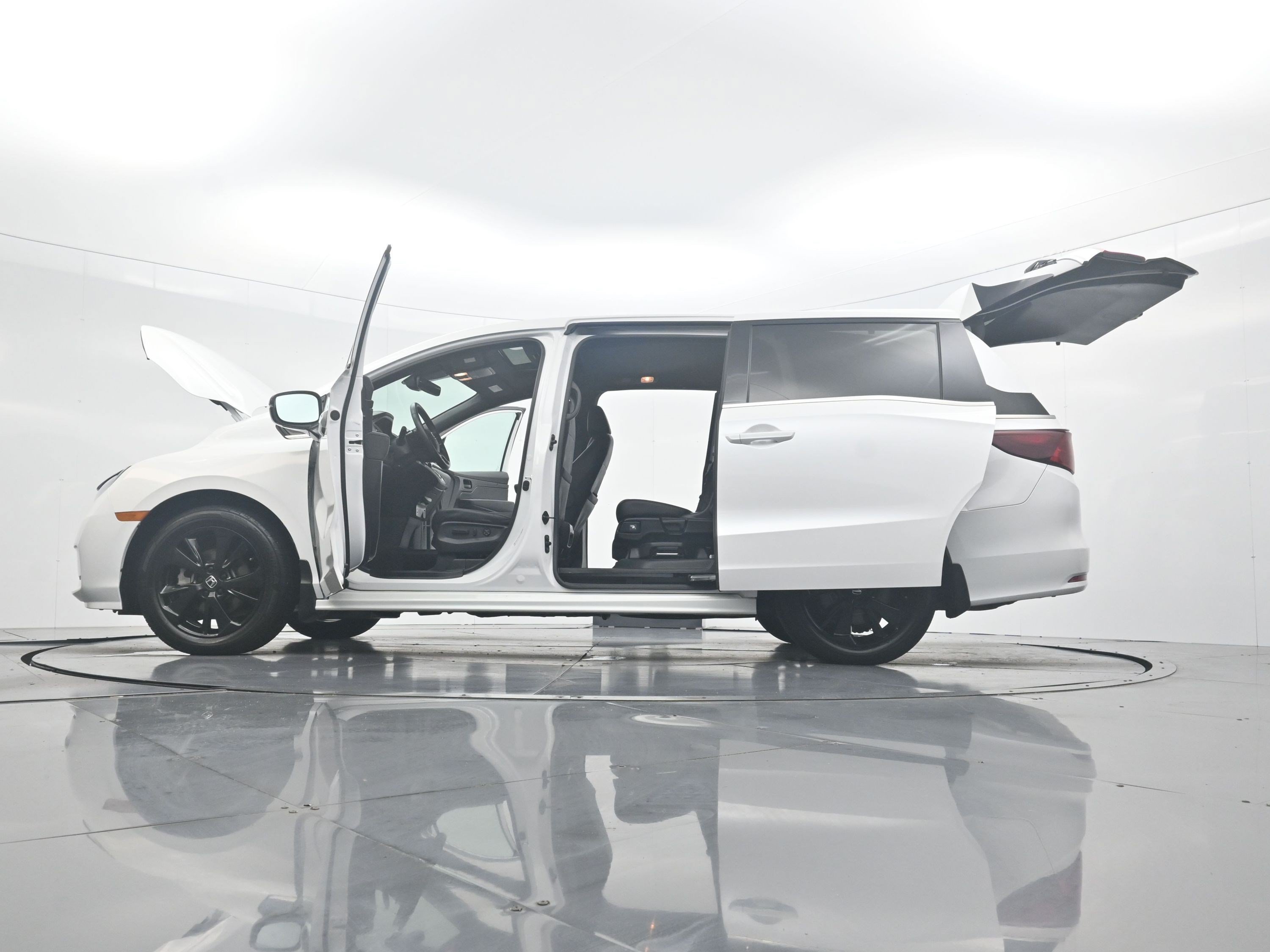 Used 2024 White Honda Sport image 38