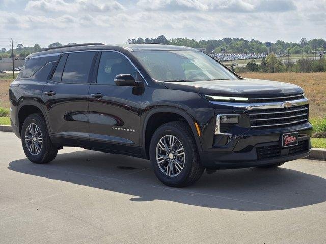 2026 Chevrolet Traverse FWD LT's photo