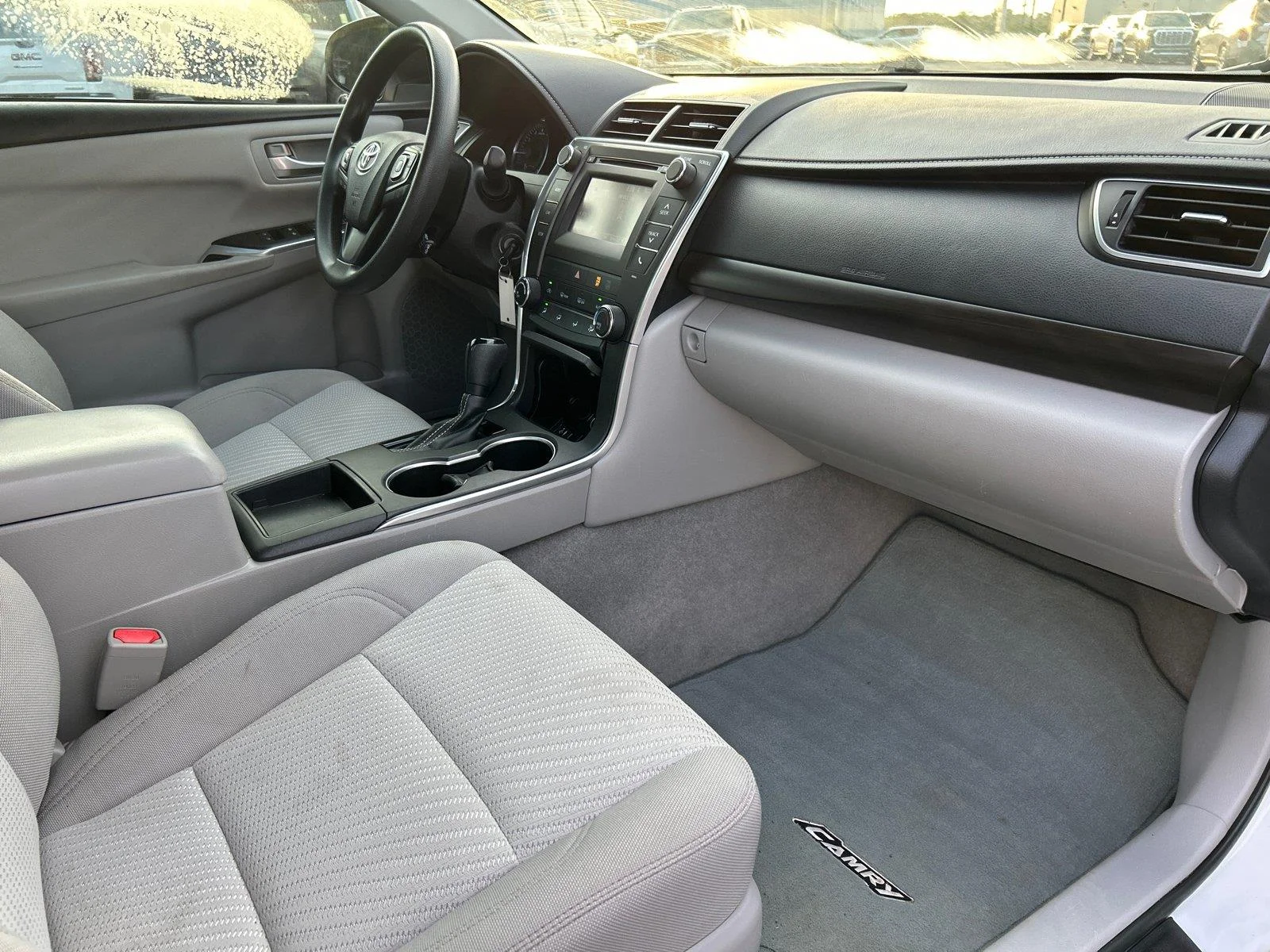Used 2017 Super White Toyota XSE image 35