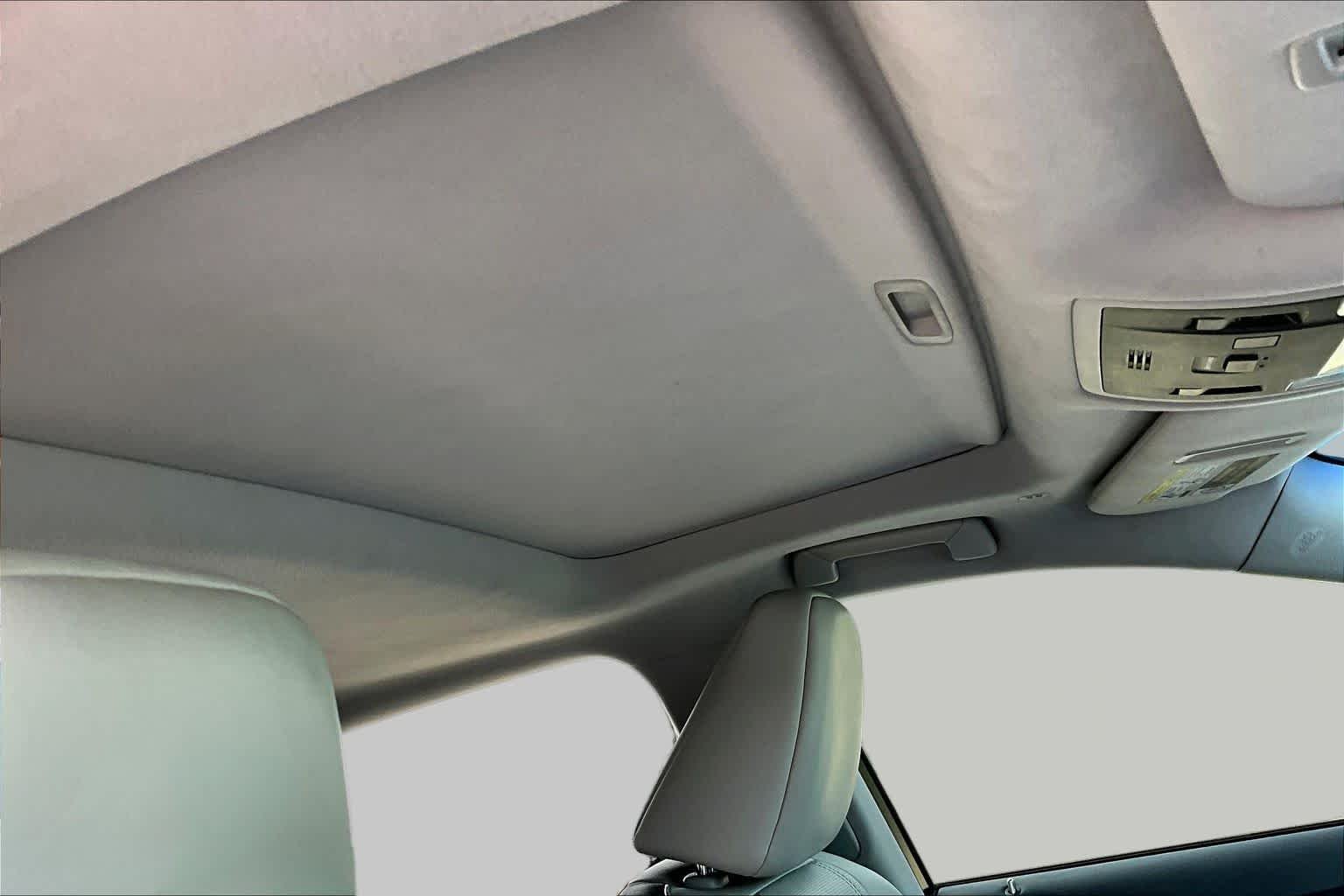 Used 2016 Nebula Gray Pearl Lexus  image 14