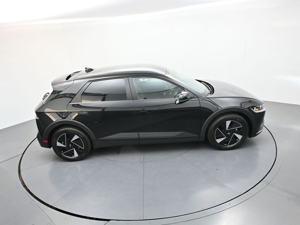 Used 2026 Abyss Black Hyundai SEL image 29