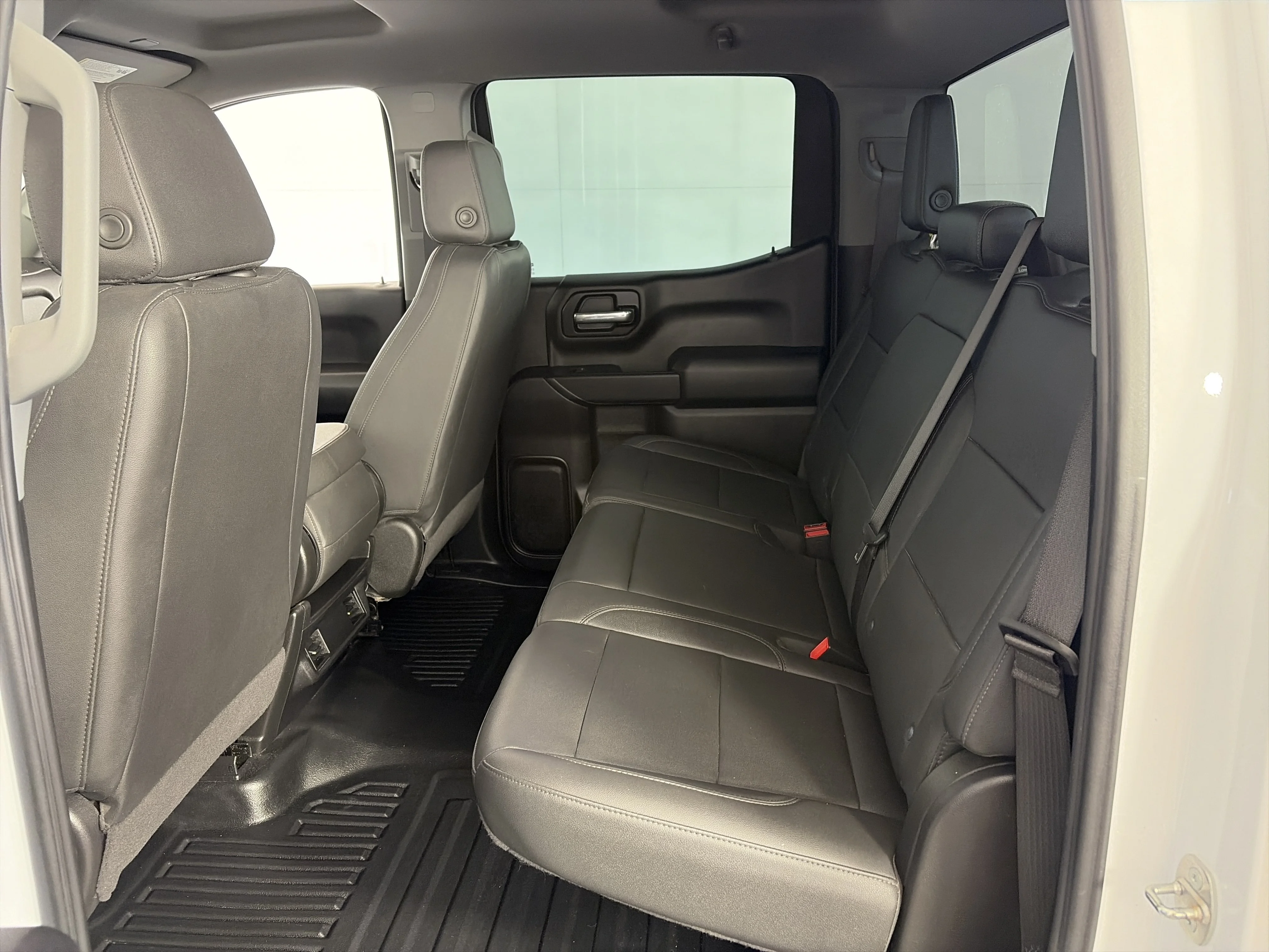 Certified Used 2024 Summit White Chevrolet WT image 7