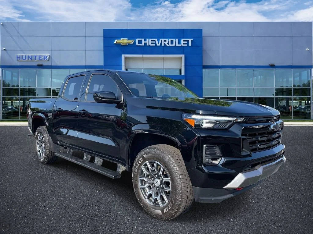 Used 2023 Black Chevrolet 4WD Z71 image 1