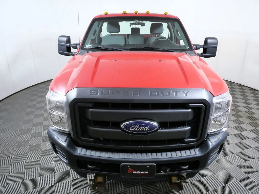Used 2015 Red Ford XL image 3
