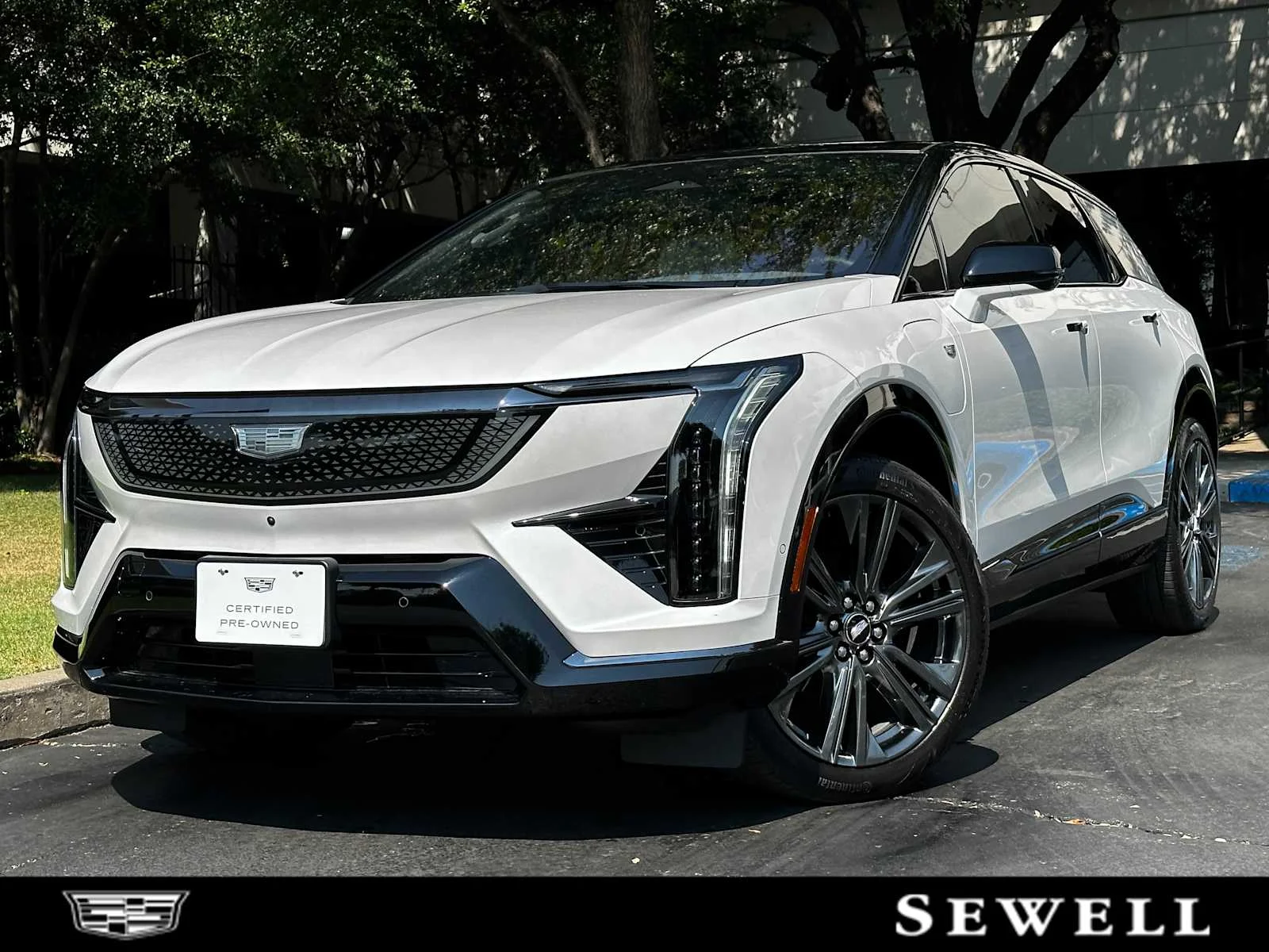 2025 Cadillac OPTIQ