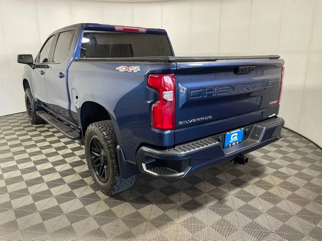 Used 2023 Blue Metallic Chevrolet RST image 6