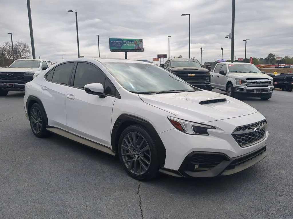 Used 2022 Ceramic White Subaru GT image 3