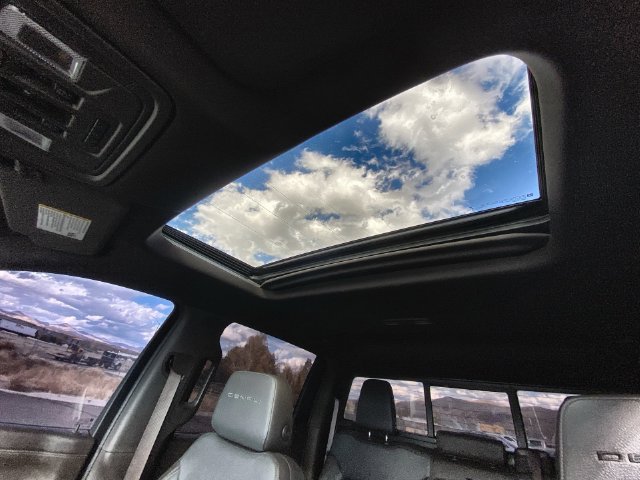 Used 2021 DARK SKY METALLIC GMC Denali image 22